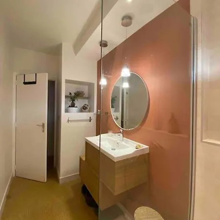 T1 Rénové, Idéalement Situé * Grenoble